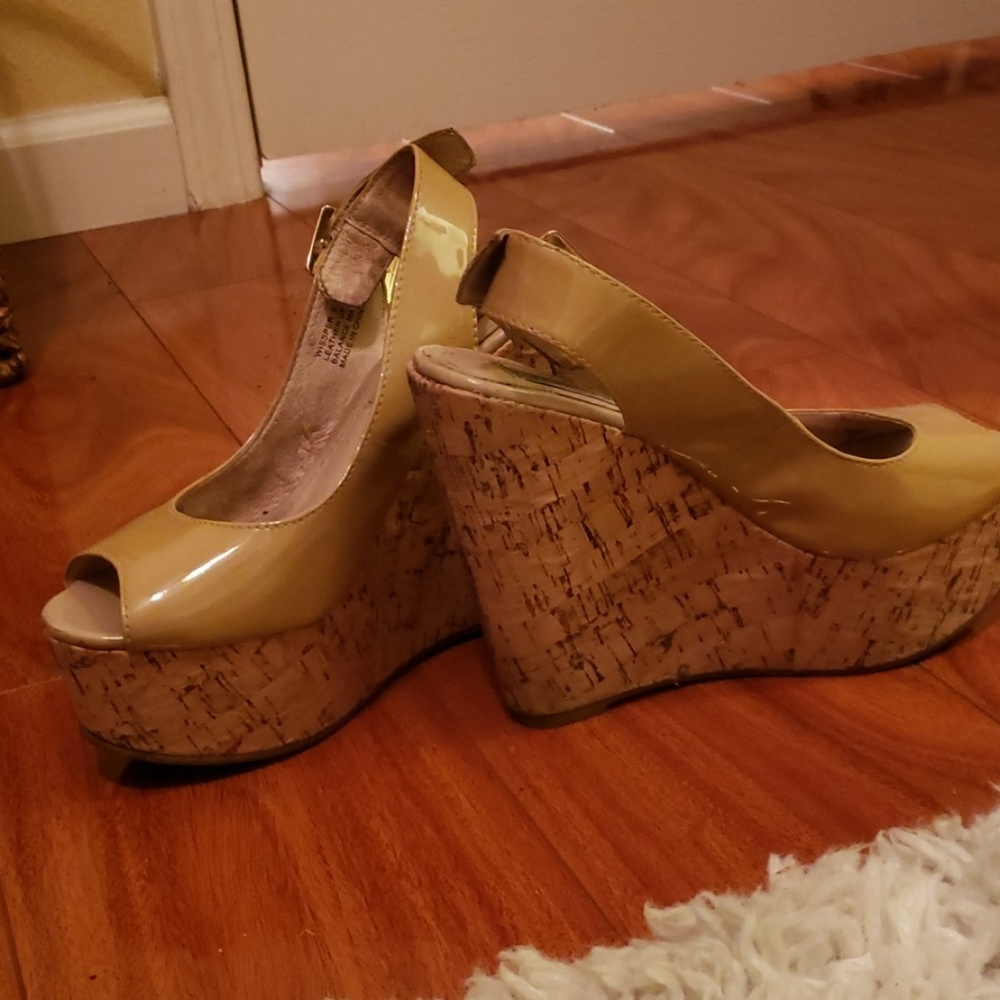 Steve madden wedges